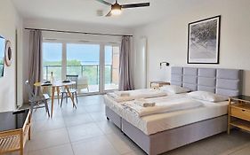 Holiday Home Aquamarina Prima 71 z widokiem na morze